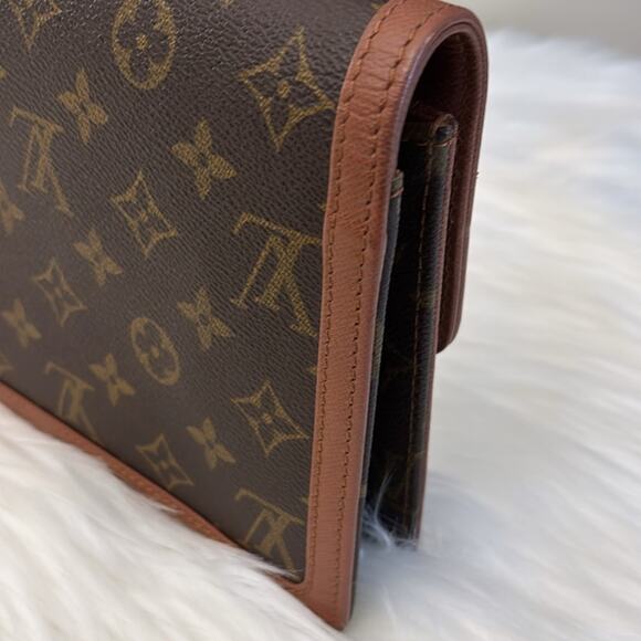 LOUIS VUITTON MONOGRAM POCHETTE DAM GM CLUTCH HANDBAG - Picture 12 of 15